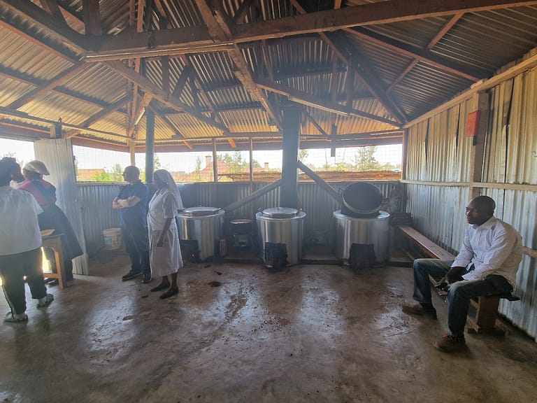 TEMPORARY METAL SHEETS STRUCTURE USED AS A KITCHEN